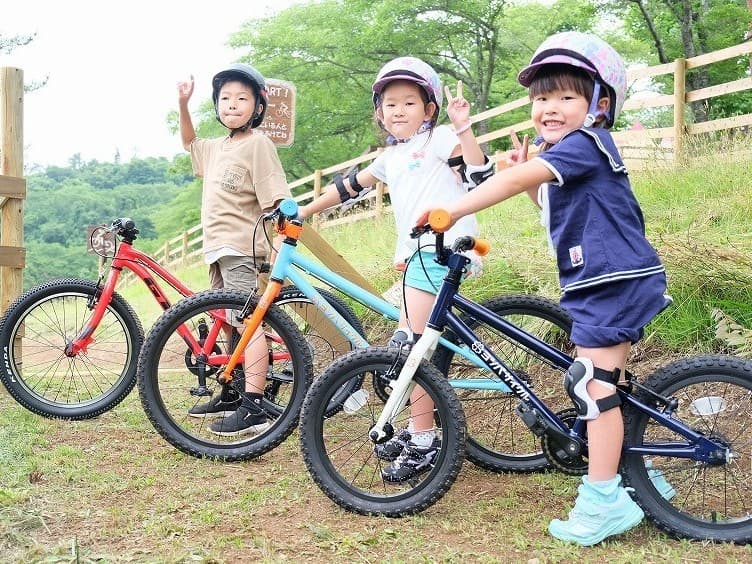 キッズ自転車サーキットコース(施設内)