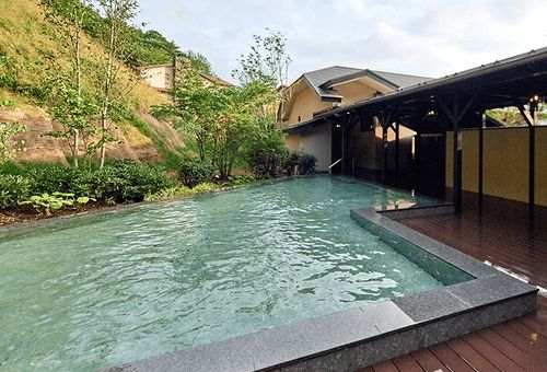 八風温泉(施設外)