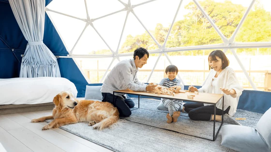 ドッグガーデン付きのドームテント