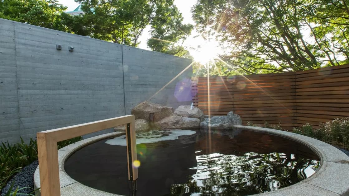 宿泊者限定の天然温泉