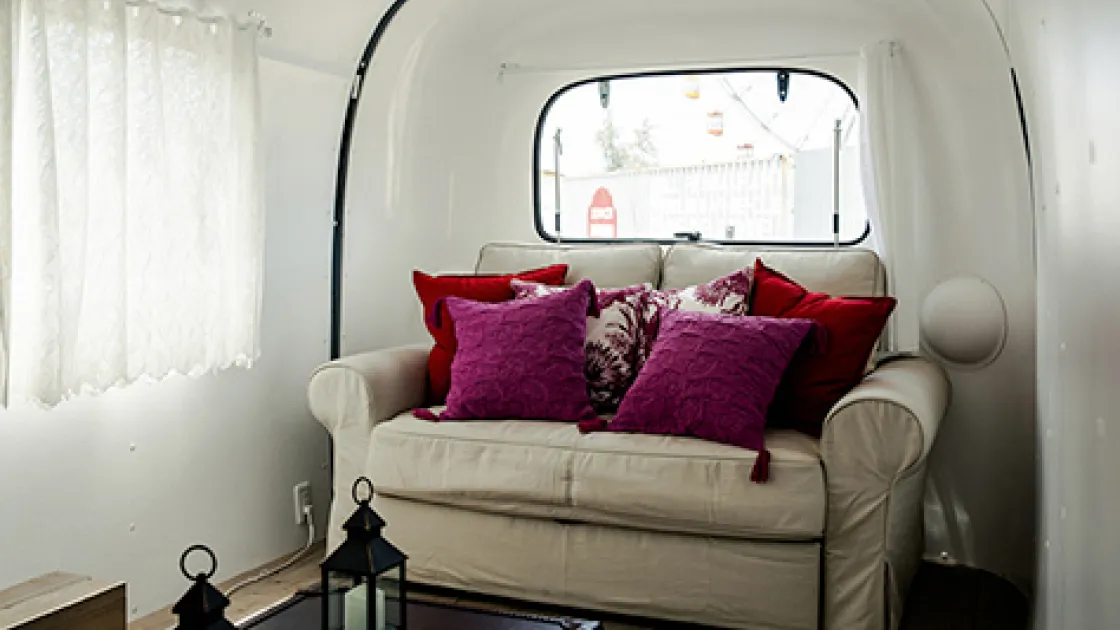 トレーラー・エレガント